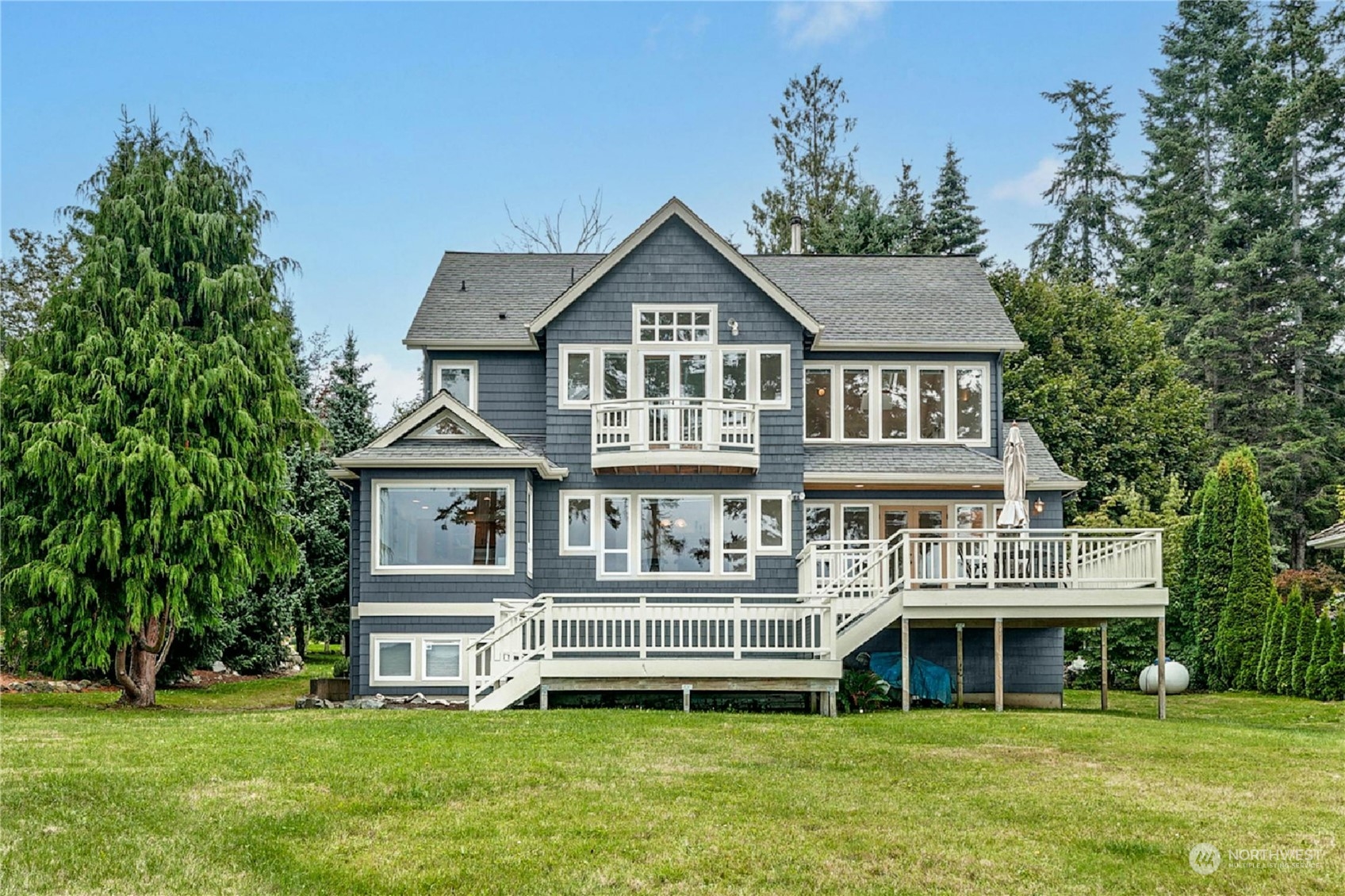 Mabana Heights Rd, Camano Island, WA 98282