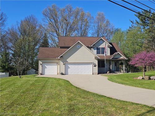 269 Chart Rd, Cuyahoga Falls, OH, 44223-2825 | Card Image