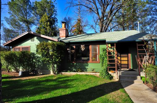 45695 Lauri Lane, Oakhurst, CA, 93644 | Card Image