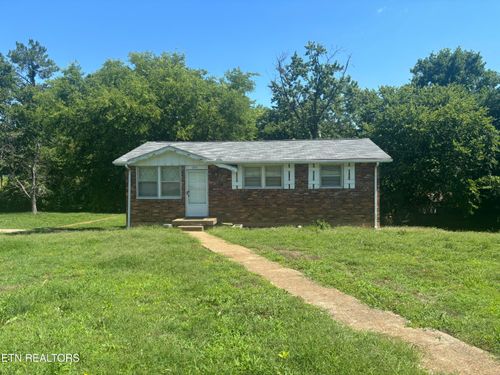 100 Curtiswood Dr, Hendersonville, TN, 37075-5420 | Card Image