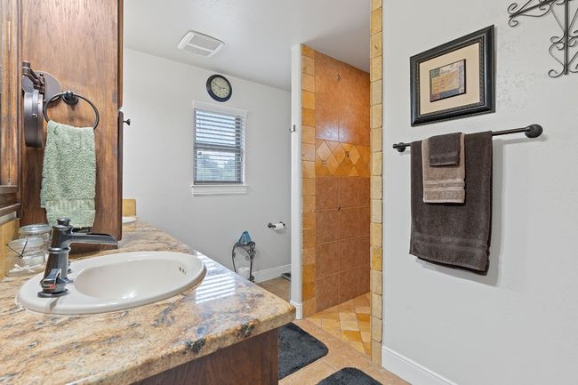 313 First Down Dash, House other with 4 bedrooms, 2 bathrooms and 6 parking in Burnet TX | Image 25