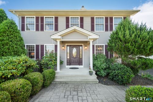 17 Pembrook Rd, Naugatuck, CT, 06770-3354 | Card Image