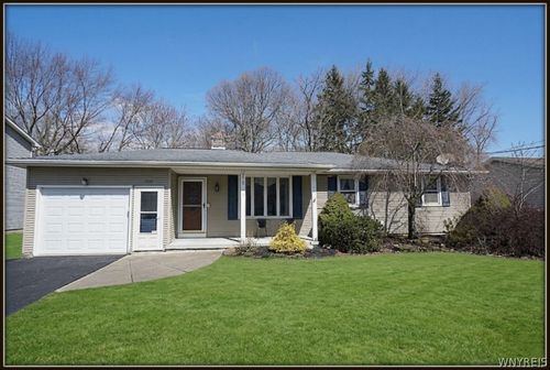 1030 E Robinson St, North Tonawanda, NY, 14120-4800 | Card Image