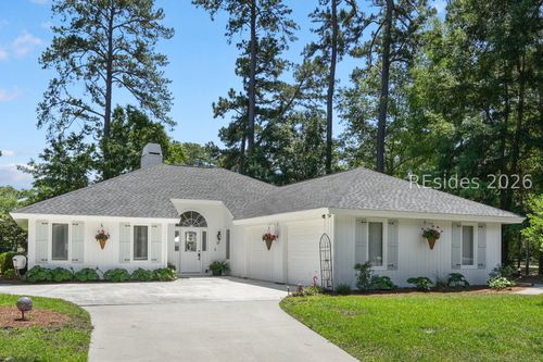 17 Pipers Pond Rd, Bluffton, SC, 29910-5735 | Card Image