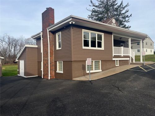 1126 Pittsburgh Rd, Valencia, PA, 16059-1930 | Card Image