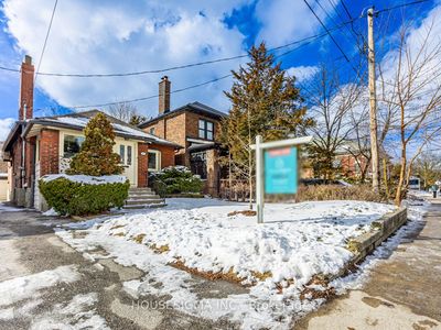 350 Windermere Ave, House other with 3 bedrooms, 2 bathrooms and 2 parking in Toronto ON | Image 2