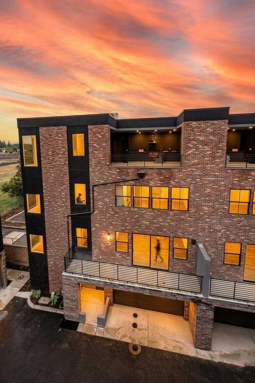 lot17-1026 Edwina Justus, Roseville, CA, 95678 | Card Image