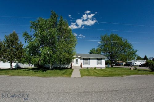 121 6th Ave E, Three Forks, MT, 59752-9019 | Card Image