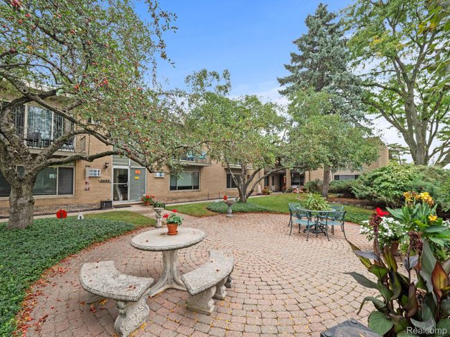 6-web-or-mls-P2846706.jpg | Image 13