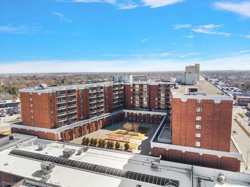 unit-824-411 S Old Woodward Ave, Birmingham, MI, 48009-6649 | Card Image