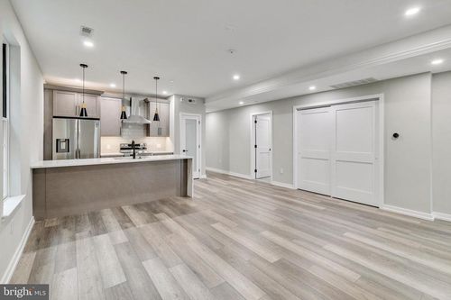 2a-752 S 16th St, PHILADELPHIA, PA, 19146-2031 | Card Image