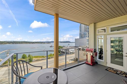 404-10 Chapel St, Nanaimo, BC, V9R5H2 | Card Image