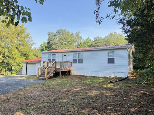 226 Tommy Dodson Hwy, Cookeville, TN, 38506-9015 | Card Image