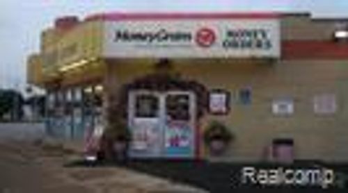 19224 Carlysle St, Dearborn, MI, 48124-3911 | Card Image