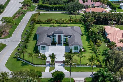 12331 Sw 2nd St, Plantation, FL, 33325-2833 | Card Image