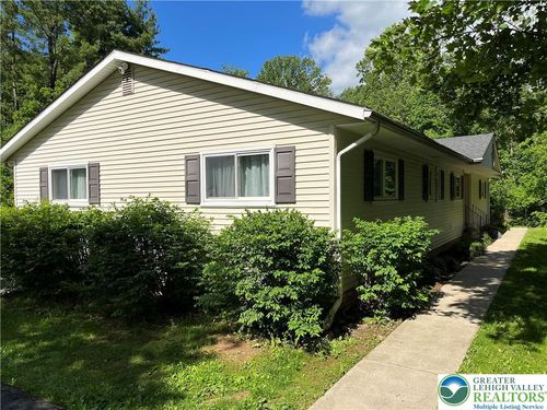 1321 Sheridan Rd, Coopersburg, PA, 18036-1856 | Card Image