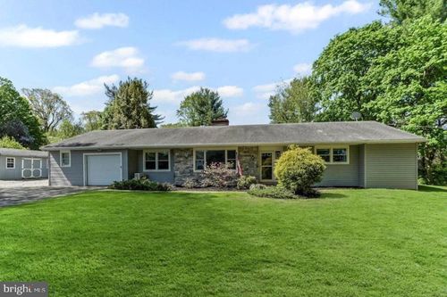 128 Elkdale Rd, LINCOLN UNIVERSITY, PA, 19352-9715 | Card Image