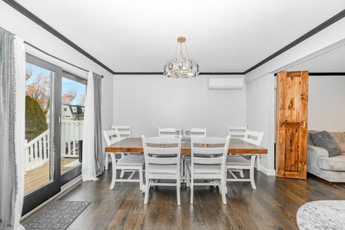 264 End Ave, Massapequa, NY, 11758-6415 | Card Image