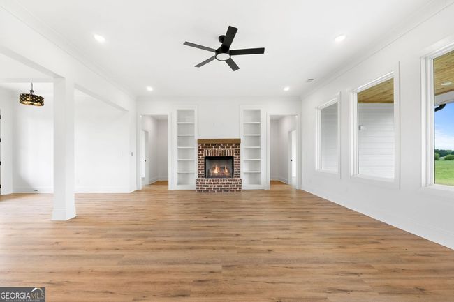 284 Community House Rd, House other with 4 bedrooms, 4 bathrooms and 2 parking in Barnesville GA | Image 17