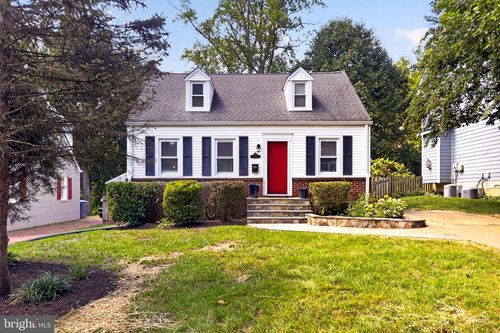 2840 W George Mason Rd, FALLS CHURCH, VA, 22042-2056 | Card Image