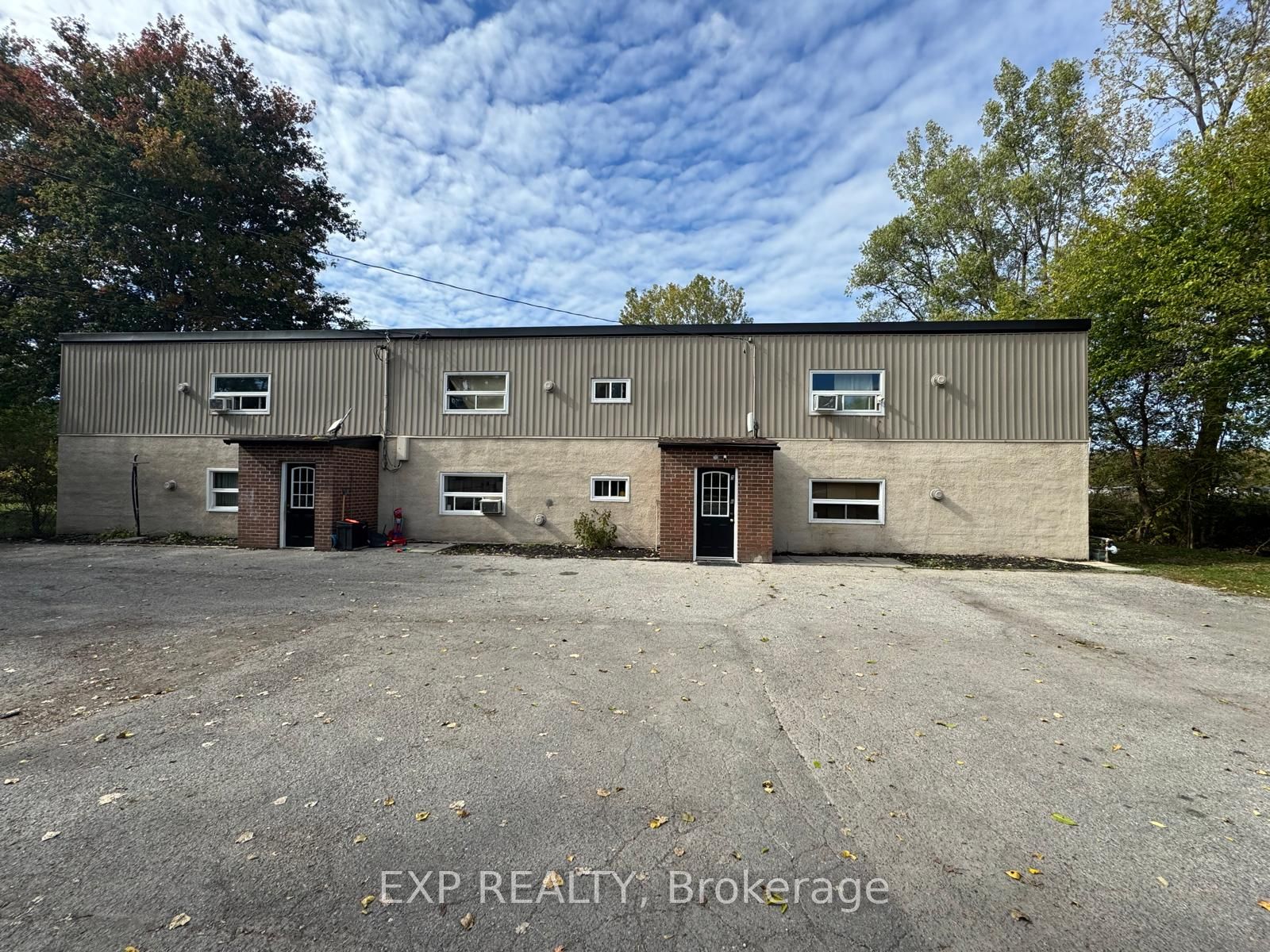 Residential in Haldimand 3