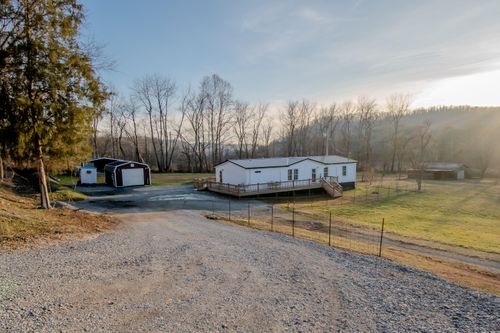 4489 Muses Mill Rd, Wallingford, KY, 41093-8541 | Card Image