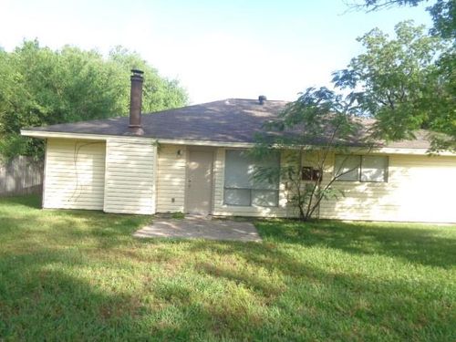 19806 Rustlewood Dr, Humble, TX, 77338-1936 | Card Image