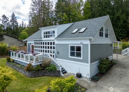 3530 W Sequim Bay Rd, Sequim, WA, 98382-8428 | Card Image