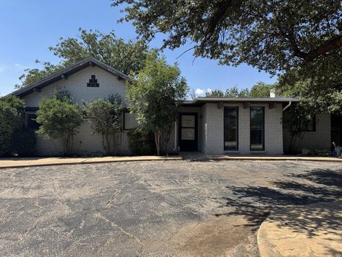 2400 W Golf Course Rd, Midland, TX, 79701-3944 | Card Image