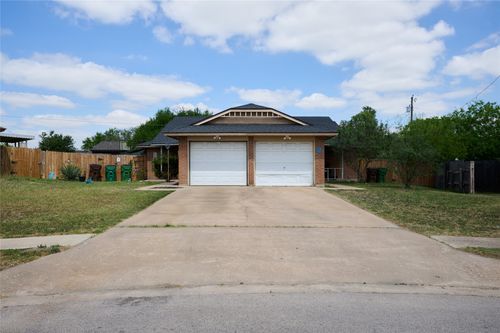 a-2003 Old West Pl, Round Rock, TX, 78681-7478 | Card Image