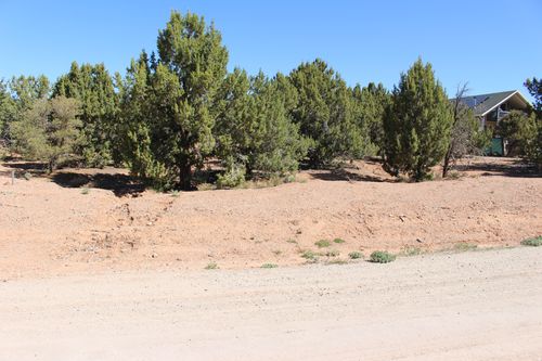 17768 Harmony Ln, Cedar City, UT, 84720-4703 | Card Image