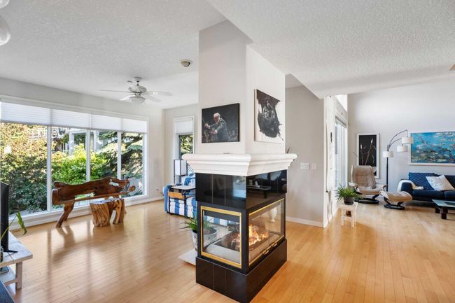 11 Patrick View Sw, House other with 4 bedrooms, 4 bathrooms and 4 parking in Calgary AB | Image 17