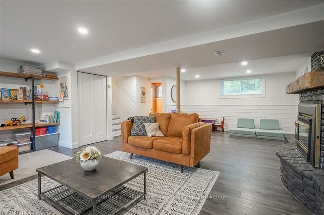 6 Mccharles Line, House other with 3 bedrooms, 2 bathrooms and 6 parking in Powassan ON | Image 30