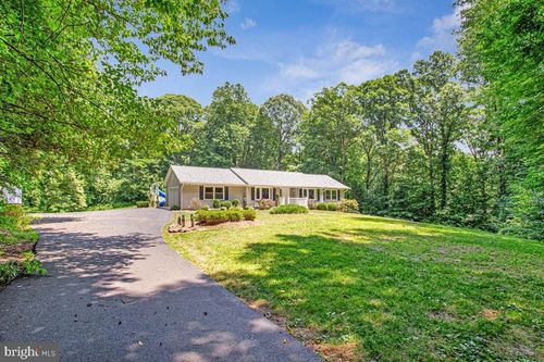 6521 Wilson Rd, FRIENDSHIP, MD, 20758-9775 | Card Image