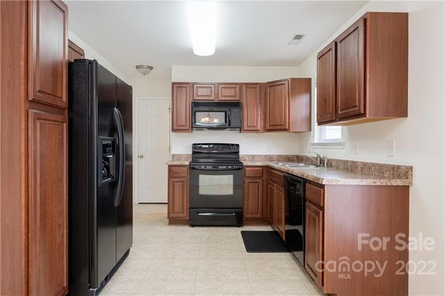 33 Amersham Ln, Townhouse with 3 bedrooms, 3 bathrooms and null parking in Fletcher NC | Image 13