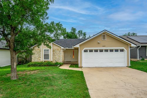 16405 Edgemere Dr, Pflugerville, TX, 78660-2110 | Card Image