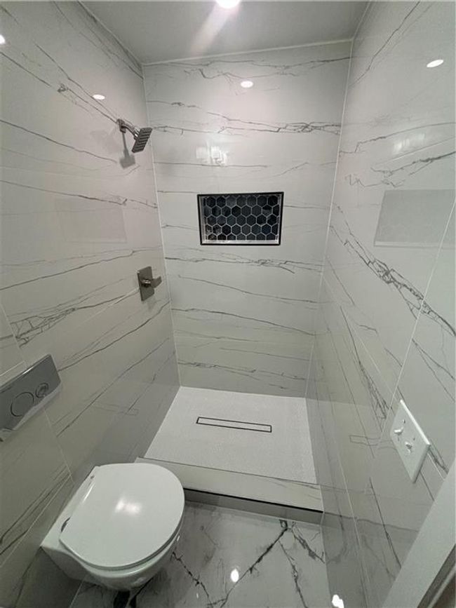 1595 Moncrief Cir, House other with 3 bedrooms, 2 bathrooms and null parking in Decatur GA | Image 13