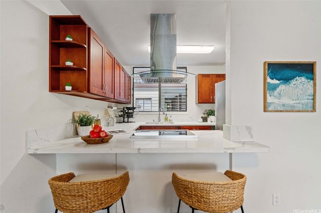 APT-258 - 1015 Aoloa Pl, Condo with 2 bedrooms, 2 bathrooms and 2 parking in Kailua HI | Image 4