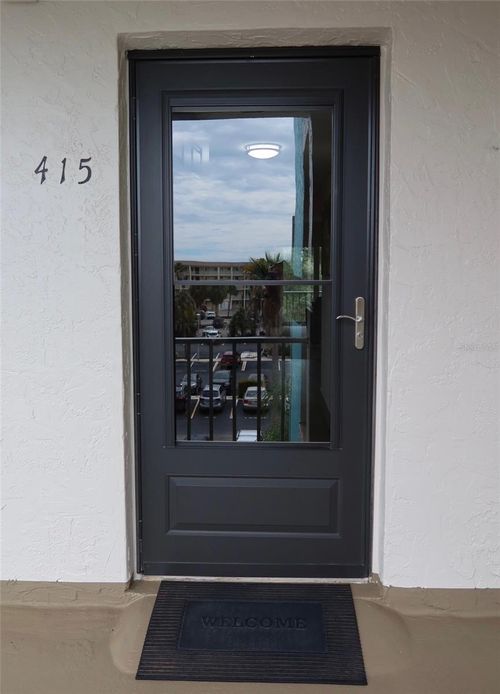 k415-3708 Lake Bayshore Dr, Bradenton, FL, 34205-5165 | Card Image