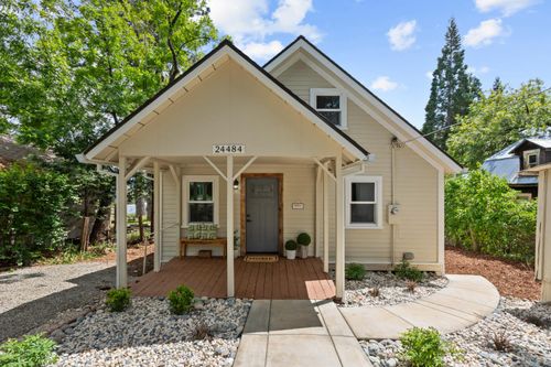 24484 Lowe Street, Foresthill, CA, 95631 | Card Image