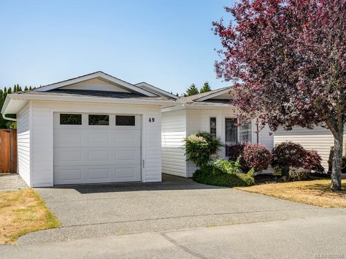 49-7570 Tetayut Rd, Central Saanich, BC, V8M2H4 | Card Image