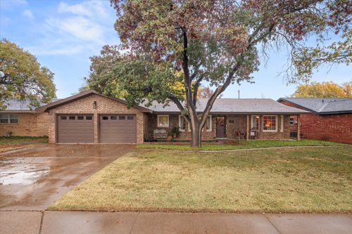 227 Cottonwood Ln, Levelland, TX, 79336-6833 | Card Image