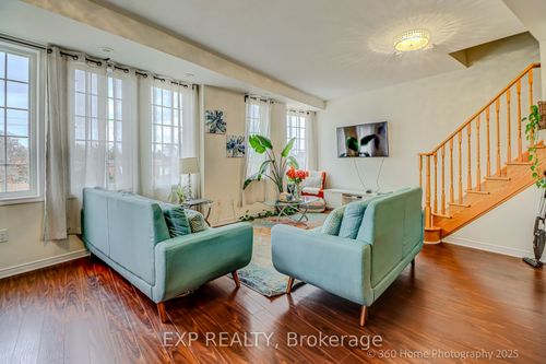 26-23 Island Rd, Scarborough, ON, M1C0E4 | Card Image