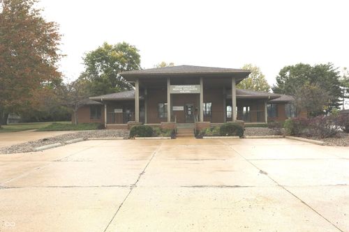 c-1720 Lafayette Rd, Crawfordsville, IN, 47933-4603 | Card Image