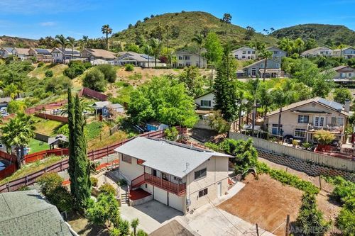 8509 Val Vista Dr, Santee, CA, 92071-3512 | Card Image