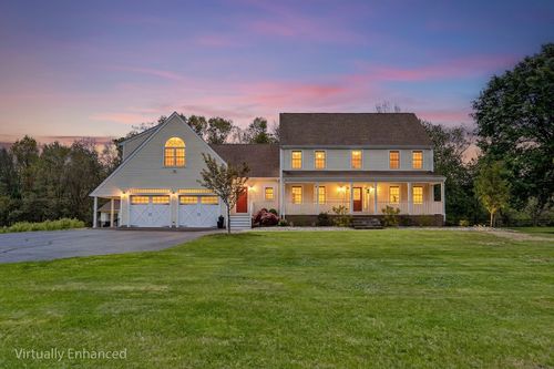 86 Mowry St, Mendon, MA, 01756 | Card Image
