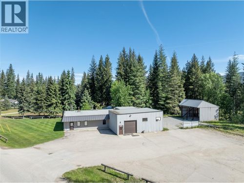 4901 Auto Road Se, Salmon Arm, BC, V1E1X1 | Card Image