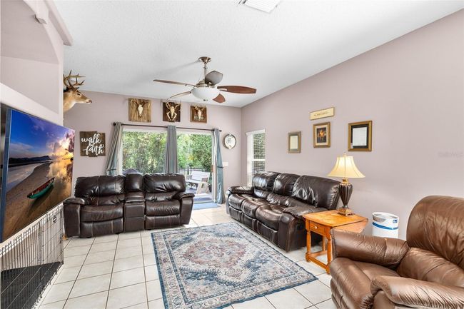 Living Room | Image 12