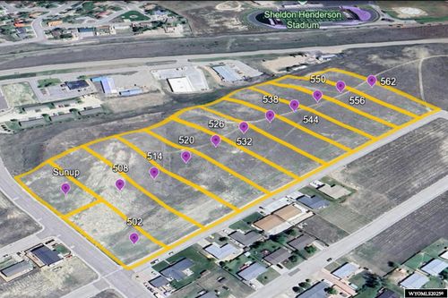 514 Emigrant Dr, Glenrock, WY, 82637-5131 | Card Image