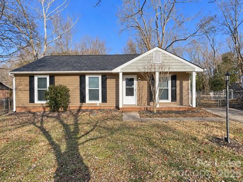 7613 Lancashire Dr, Mint Hill, NC, 28227-4322 | Card Image